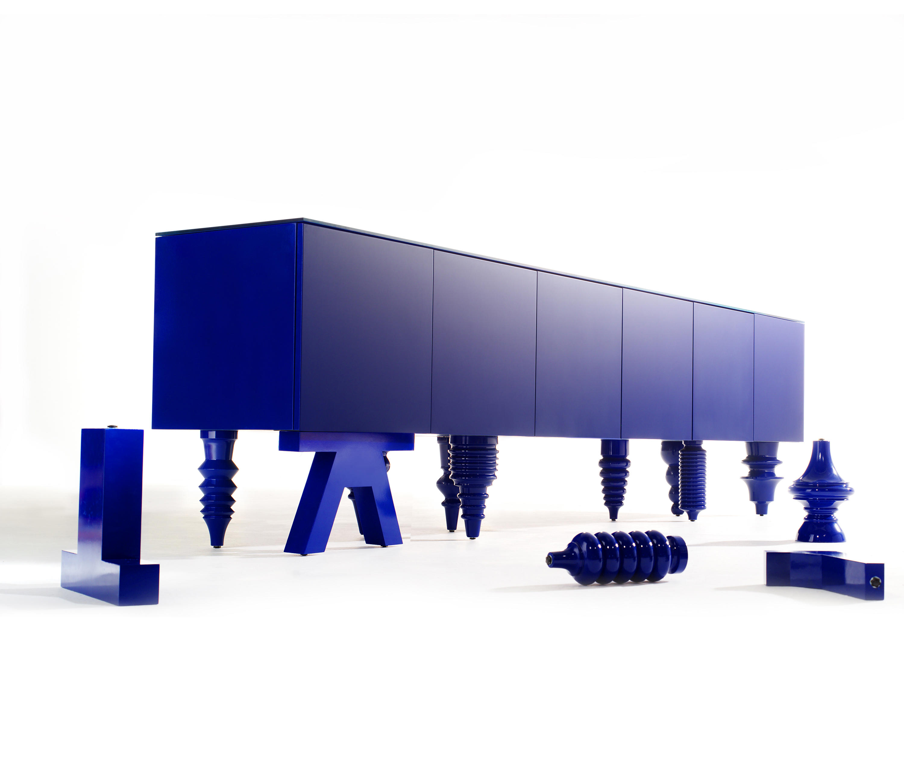 开云（中国） - 储物|装饰架|办公家具|设计师家具|MULTILEG 餐边柜/装饰柜