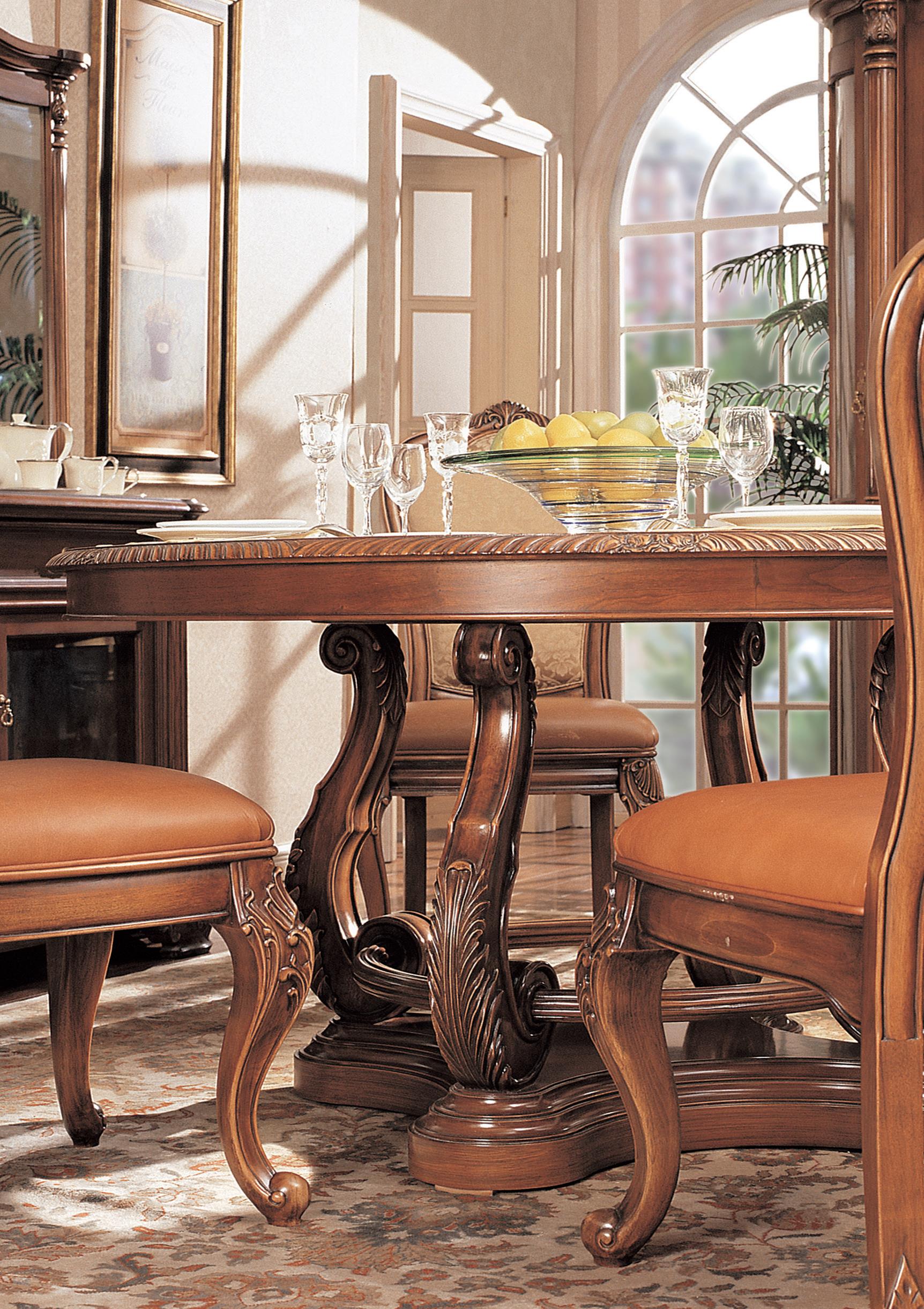 开云（中国） - 桌几|餐桌|办公家具|设计师家具|台面现圆花园餐台