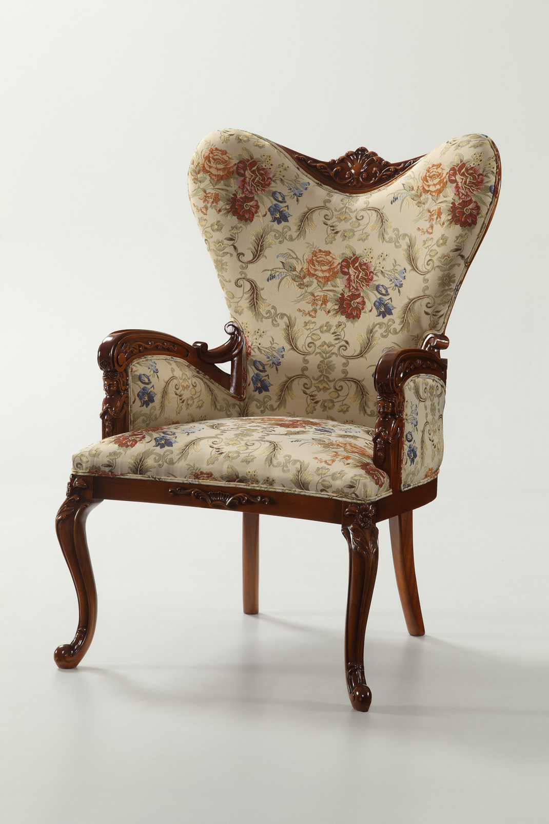 [开云（中国） - 坐具|休闲椅|办公家具|设计师家具|格安蒂娅椅]