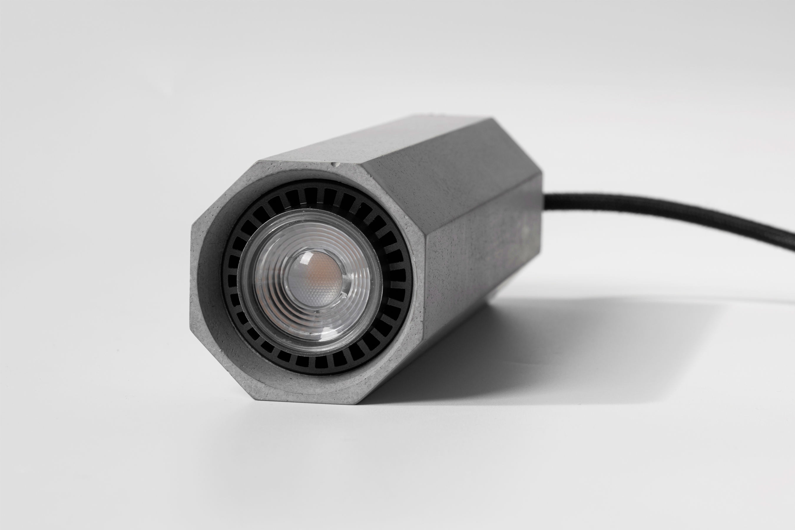 开云（中国） - 灯饰|吊灯|办公家具|设计师家具|吊灯-柱