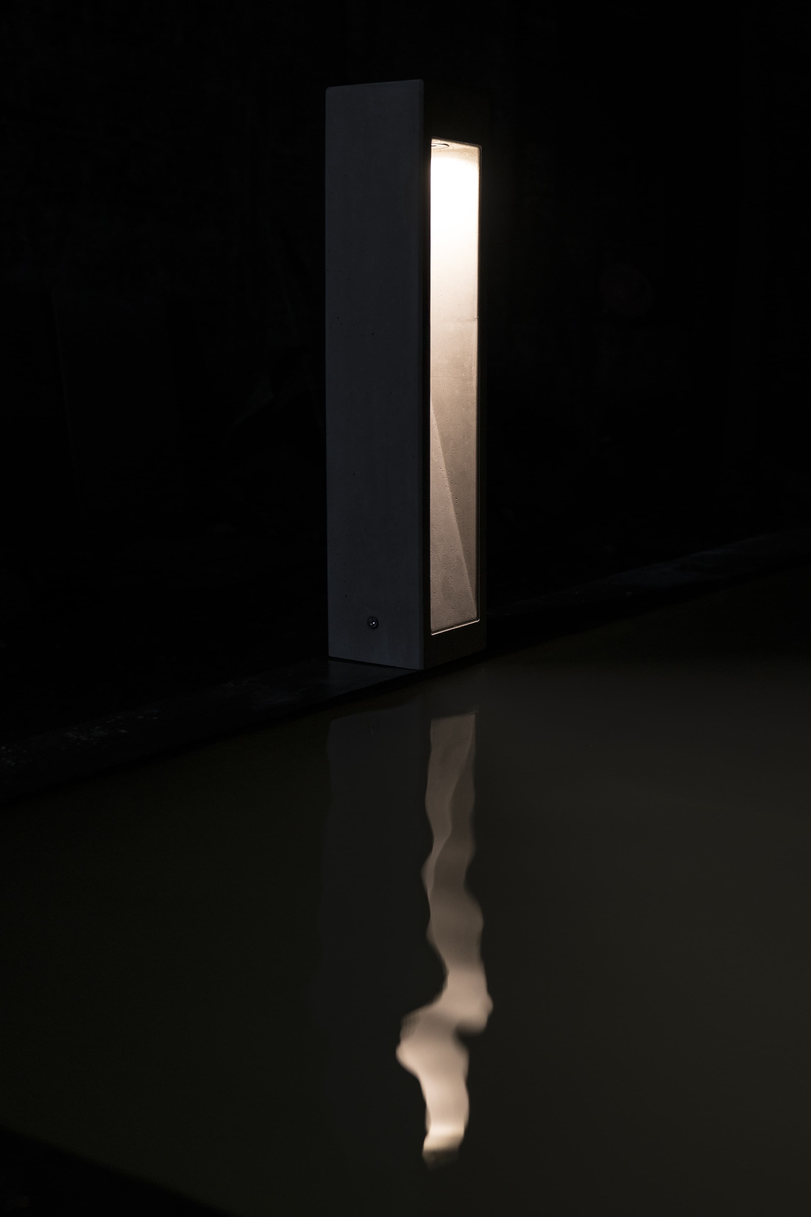 开云（中国） - 灯饰|落地灯|办公家具|设计师家具|户外落地灯-方