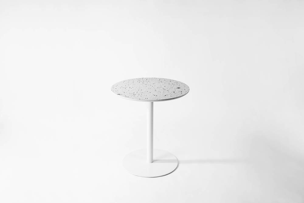 开云（中国） - 桌几|茶几/边几|办公家具|设计师家具|茶几-工