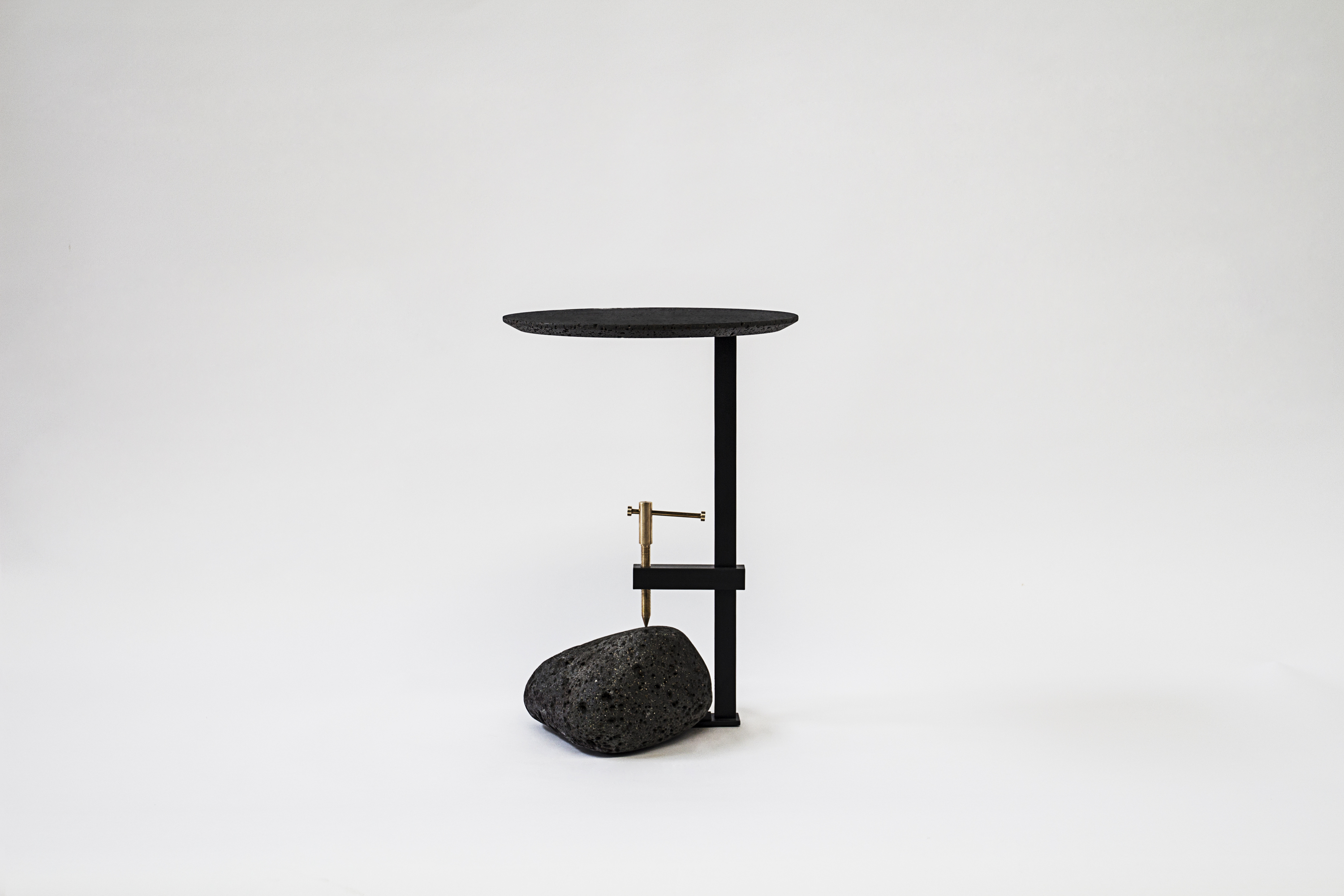 开云（中国） - 桌几|茶几/边几|办公家具|设计师家具|边几-F