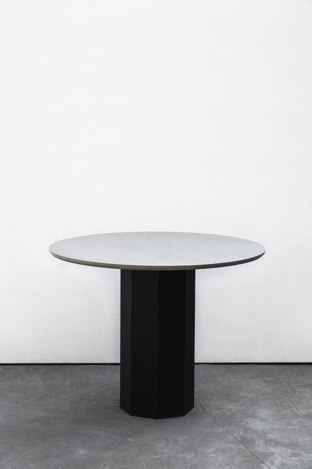 [开云（中国） - 桌几|茶几/边几|办公家具|设计师家具|圆桌-工]