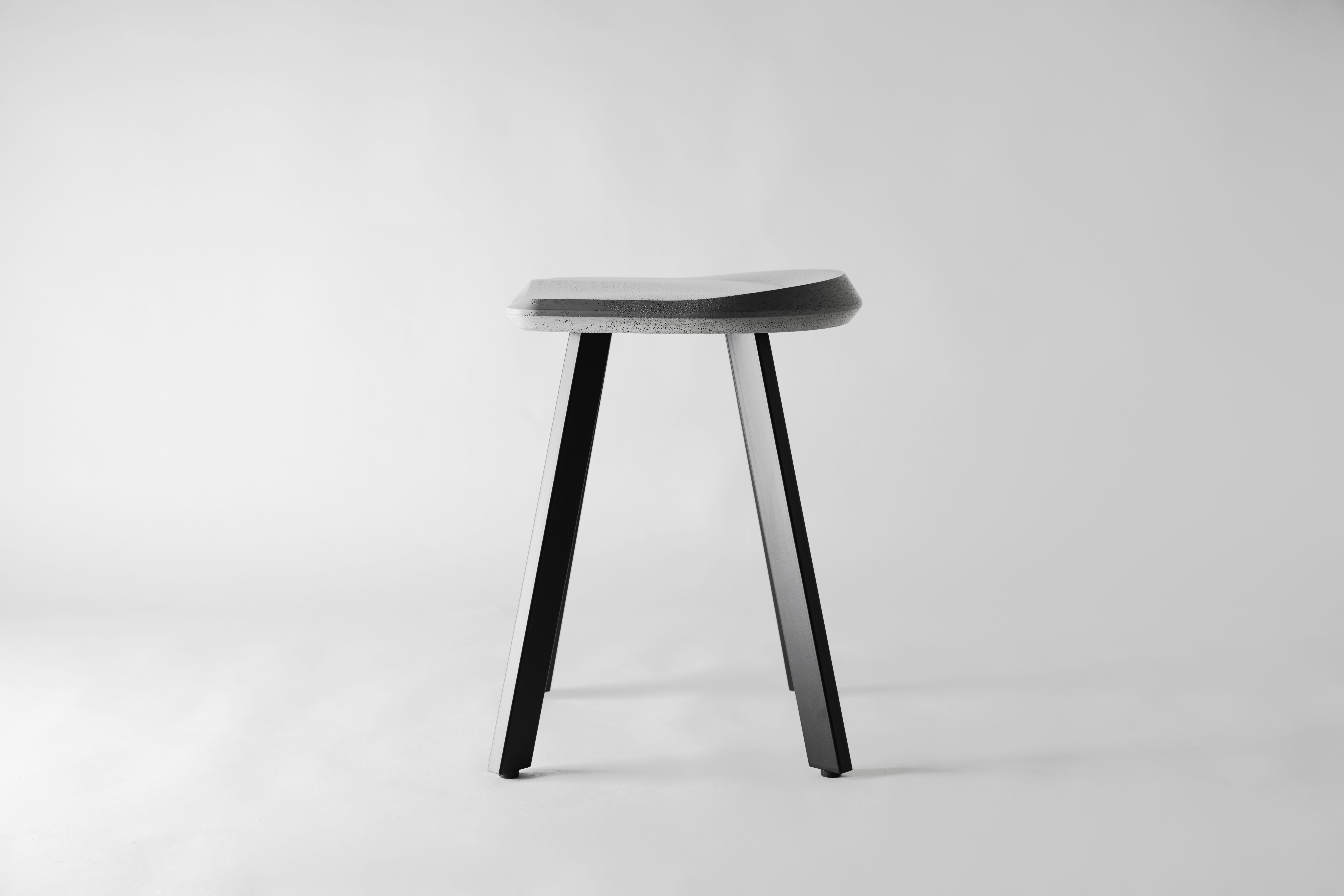 开云（中国） - 坐具|吧椅/凳子|办公家具|设计师家具|矮凳-A