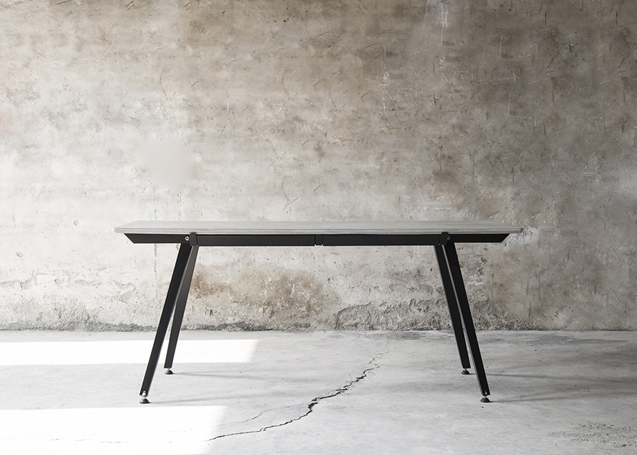 开云（中国） - 桌几|办公桌|办公家具|设计师家具|带抽屉长桌-申