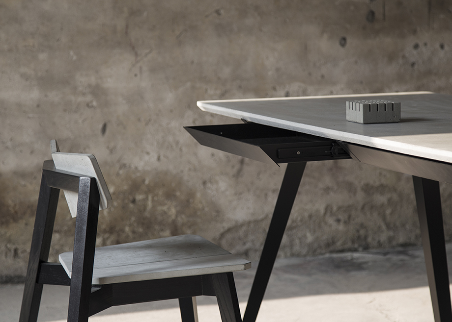 开云（中国） - 桌几|办公桌|办公家具|设计师家具|带抽屉长桌-申