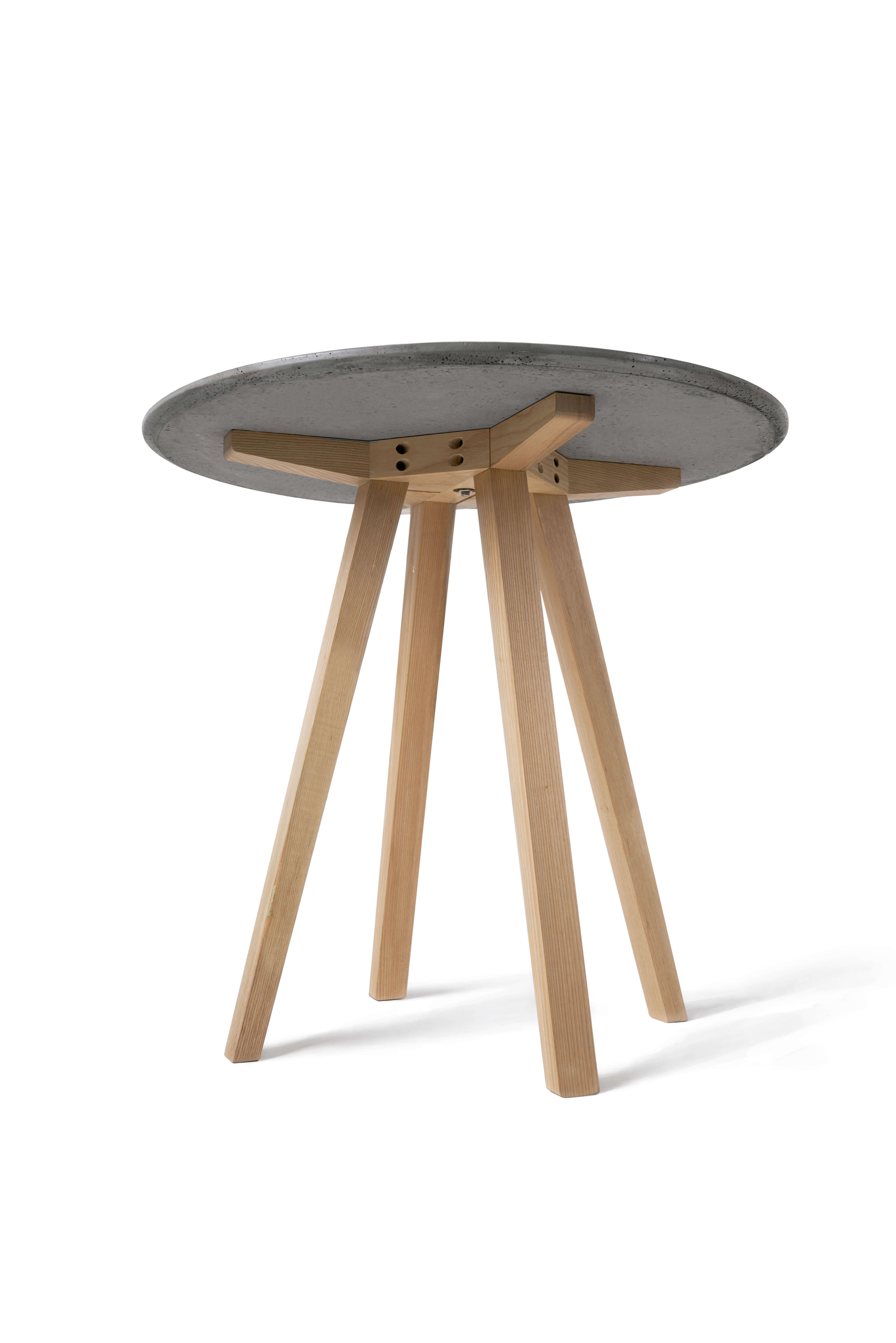 开云（中国） - 桌几|茶几/边几|办公家具|设计师家具|圆桌-不