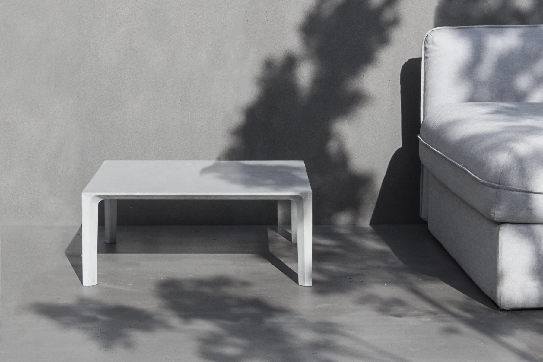 开云（中国） - 桌几|茶几/边几|办公家具|设计师家具|茶几-门