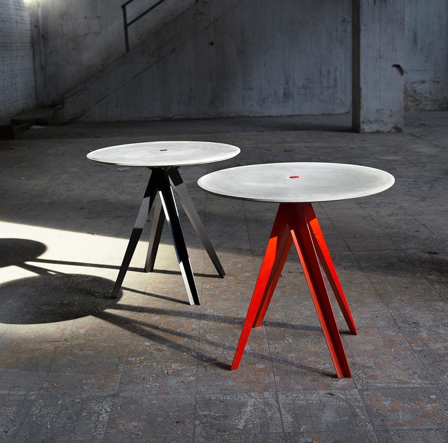 开云（中国） - 桌几|茶几/边几|办公家具|设计师家具|桌子-卍