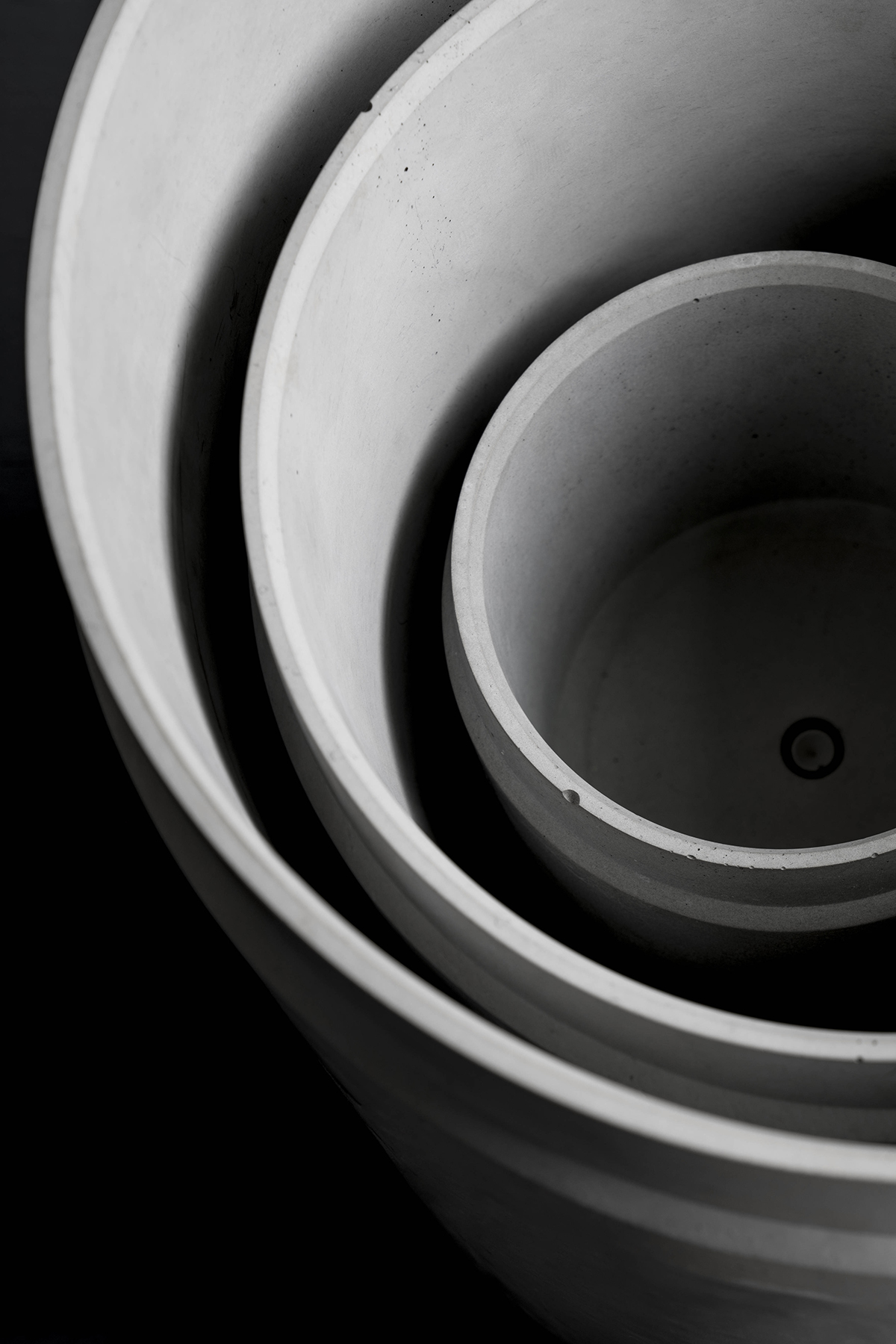 开云（中国） - 附件|花器|办公家具|设计师家具|花钵-圆