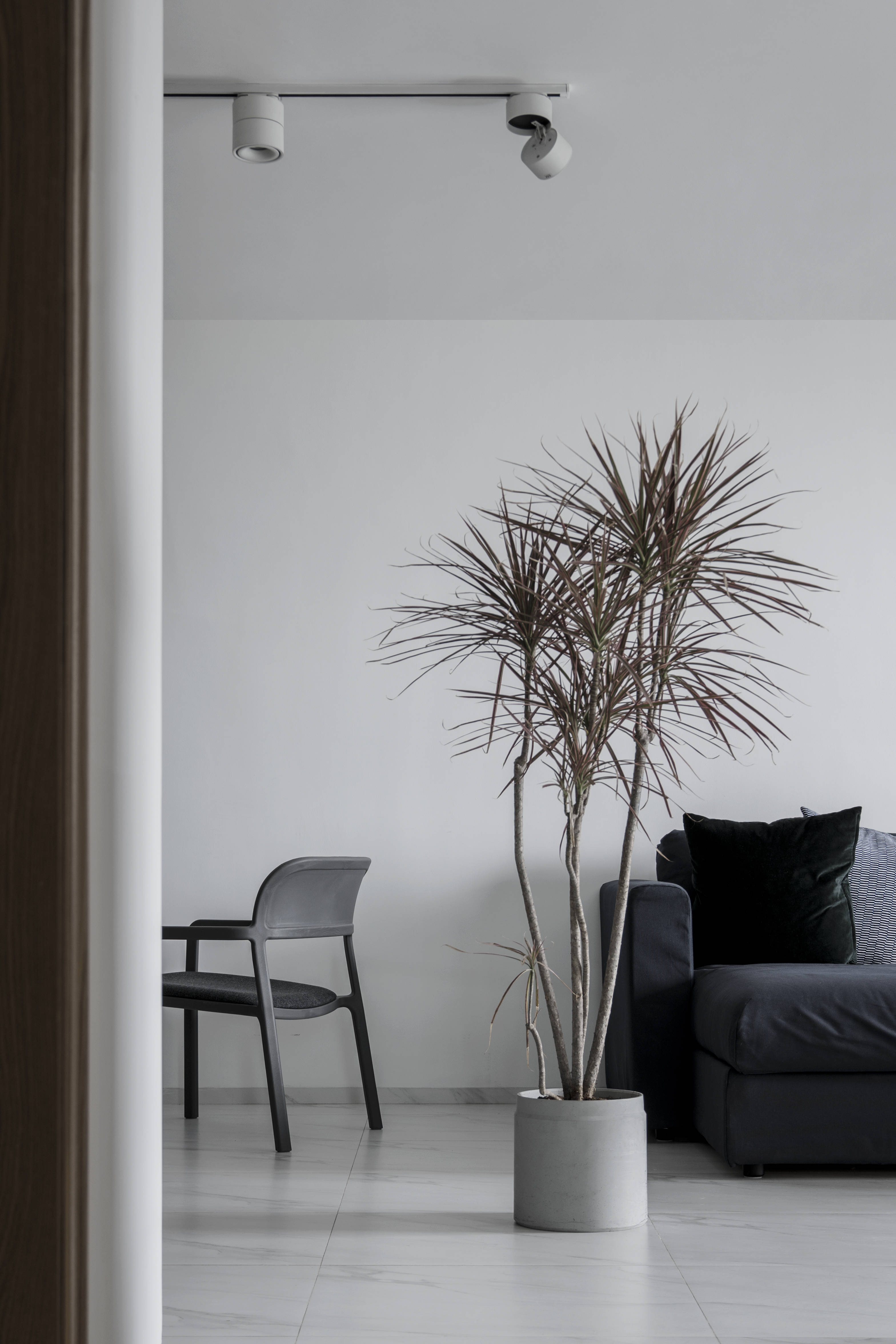 开云（中国） - 附件|花器|办公家具|设计师家具|花钵-圆