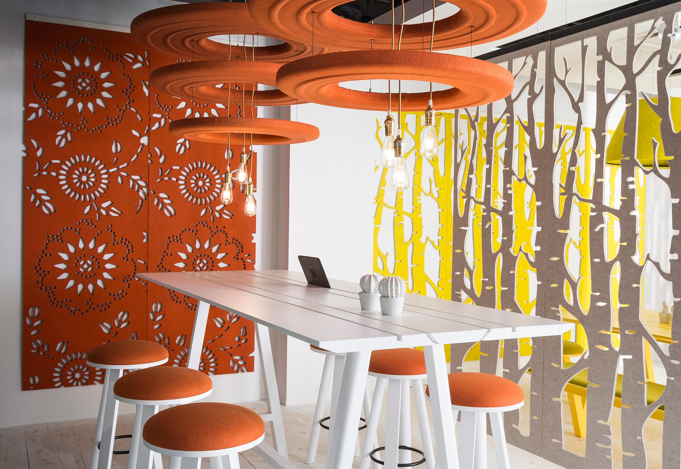 开云（中国） - 附件|装饰画/墙饰|办公家具|设计师家具|挂毡房隔板