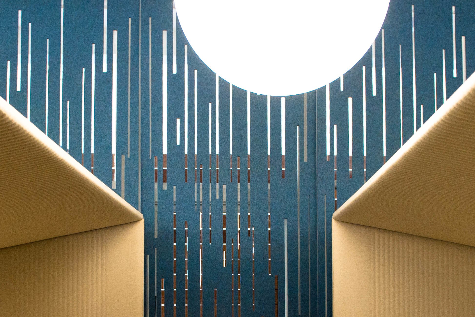 开云（中国） - 附件|装饰画/墙饰|办公家具|设计师家具|挂毡房隔板