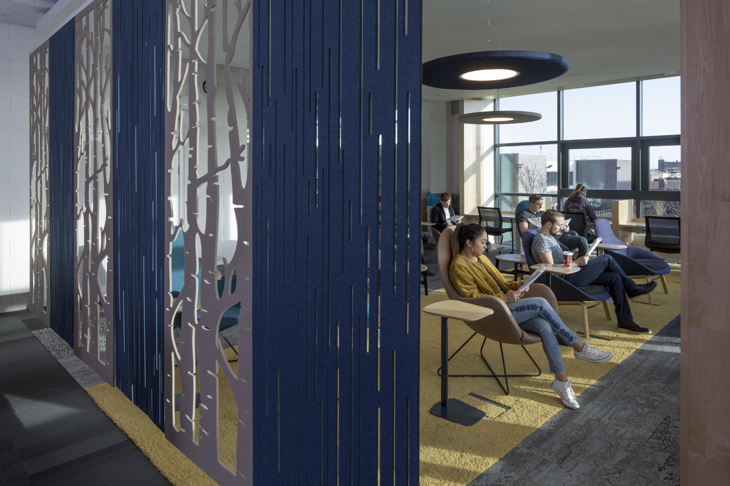 开云（中国） - 附件|装饰画/墙饰|办公家具|设计师家具|挂毡房隔板