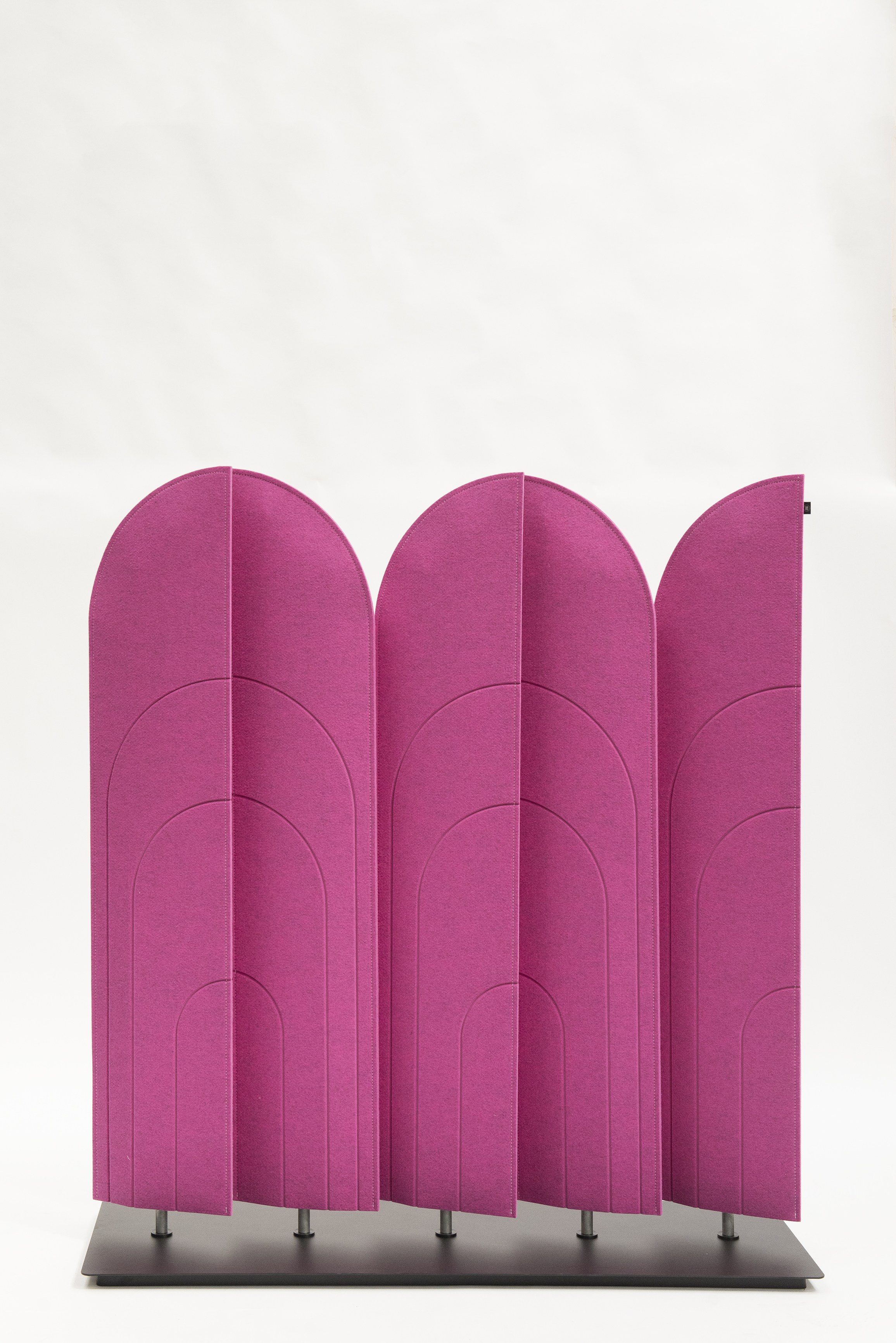 开云（中国） - 附件|屏风|办公家具|设计师家具|吸音活动隔断