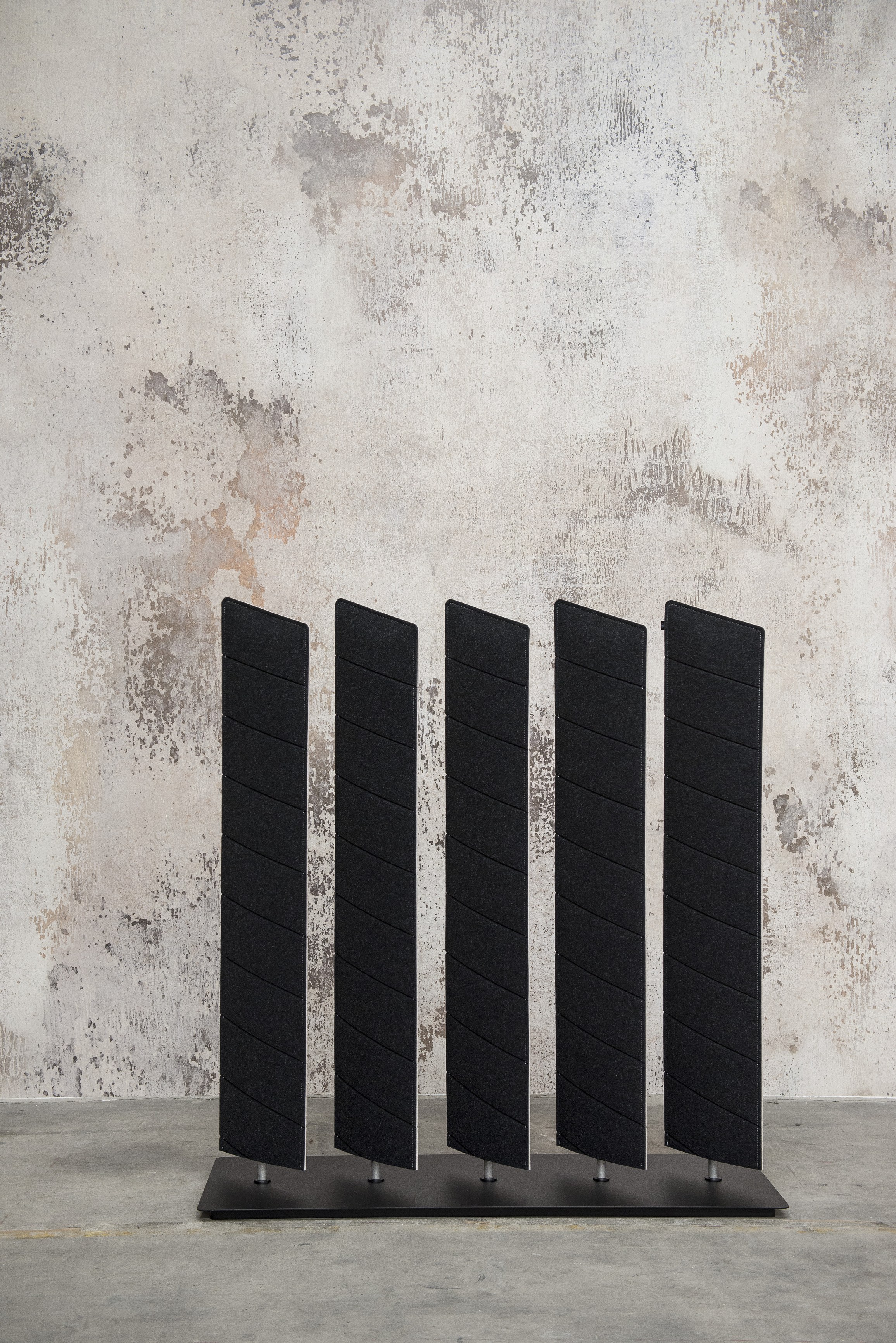 开云（中国） - 附件|屏风|办公家具|设计师家具|吸音活动隔断