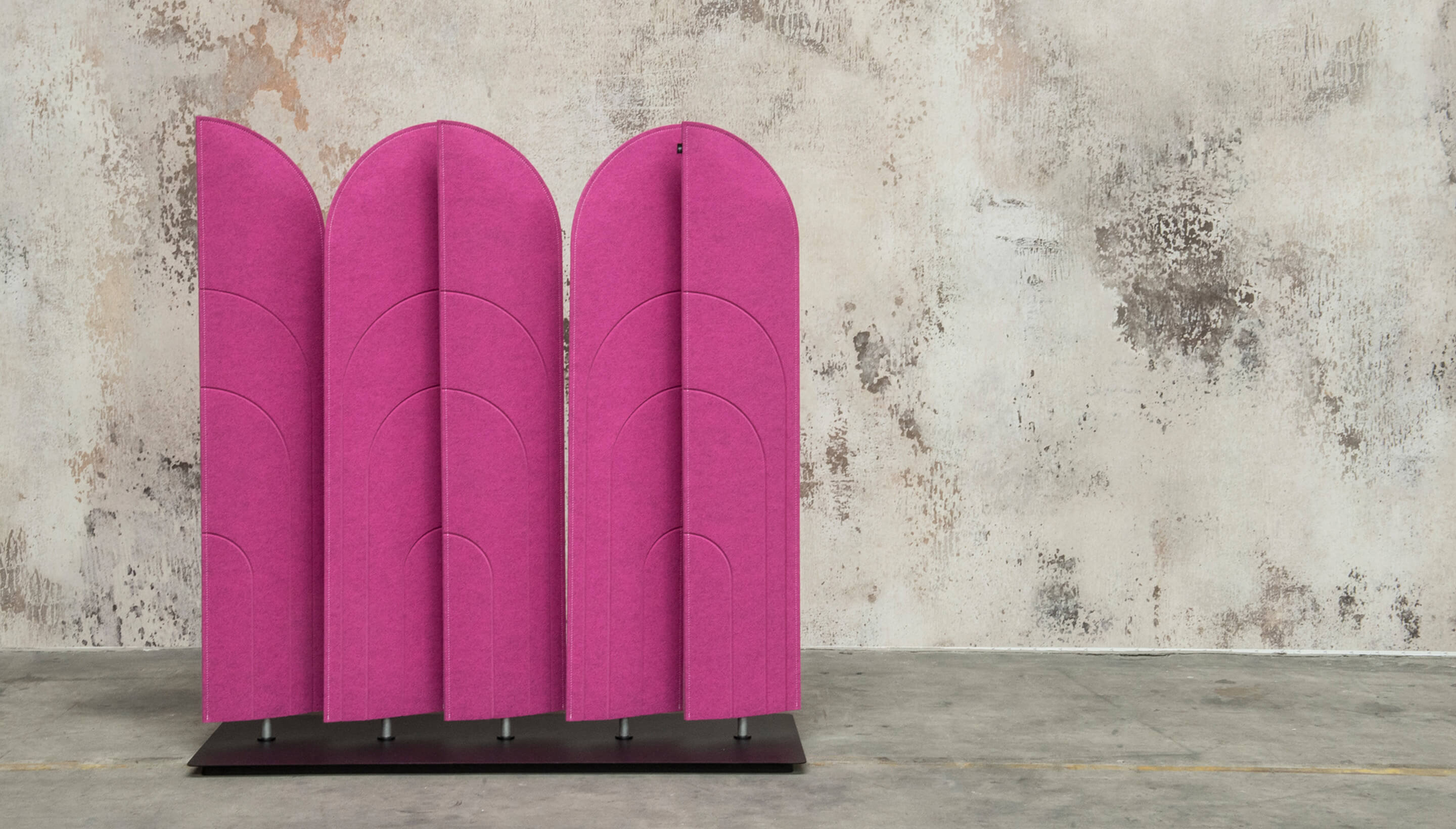 开云（中国） - 附件|屏风|办公家具|设计师家具|吸音活动隔断