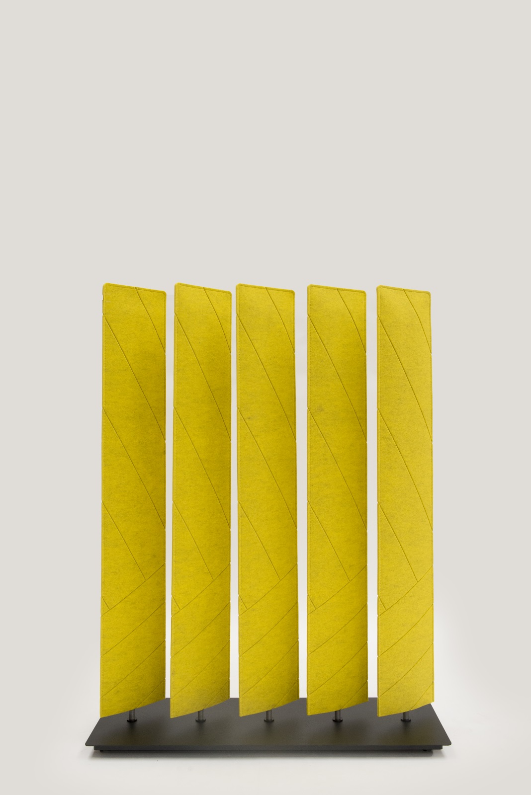 开云（中国） - 附件|屏风|办公家具|设计师家具|吸音活动隔断