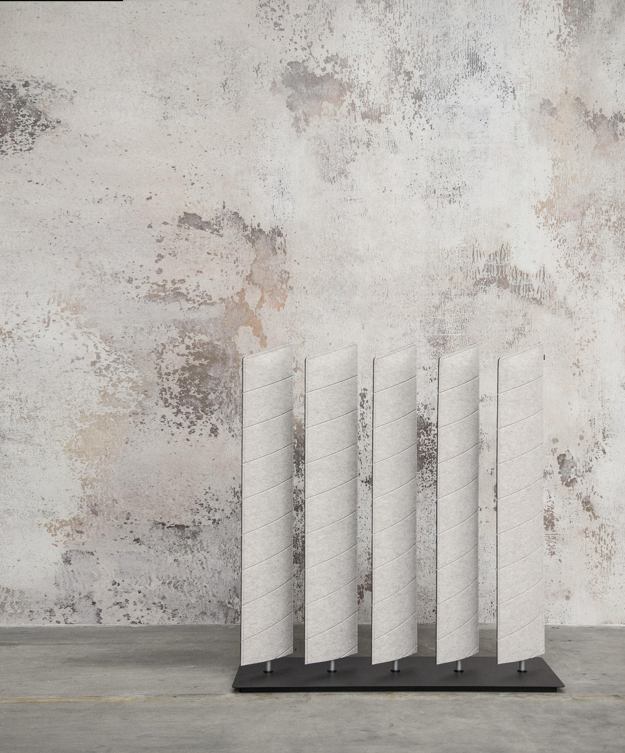 开云（中国） - 附件|屏风|办公家具|设计师家具|吸音活动隔断