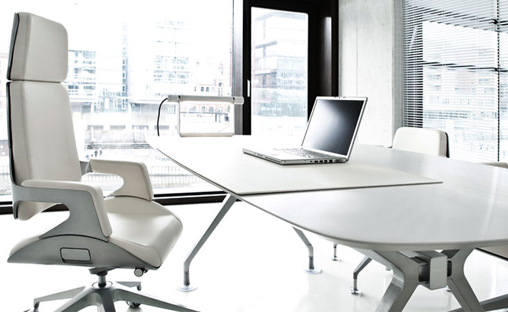 办公椅|现代真皮大班椅|办公家具|设计师家具| Interstuhl Silver 大班椅