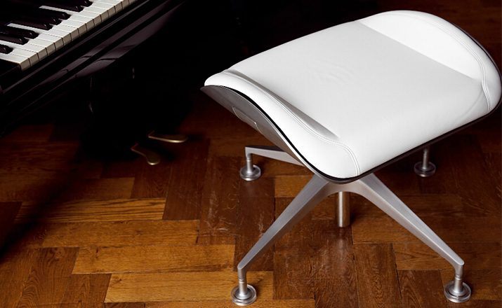 开云（中国） - 坐具|吧椅/凳子|办公家具|设计师家具|Interstuhl Silver 脚踏