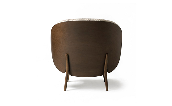 开云（中国） - 坐具|休闲椅|办公家具|设计师家具|拥抱扶手椅