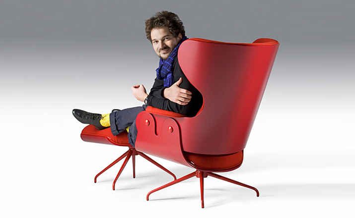 开云（中国） - 坐具|休闲椅|办公家具|设计师家具|Showtime 休闲脚踏