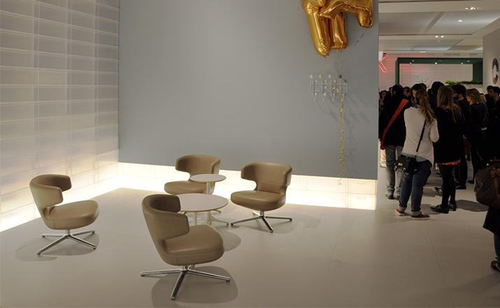 开云（中国） - 坐具|休闲椅|办公家具|设计师家具|petit repo 休闲椅