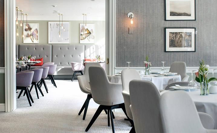 开云（中国） - 坐具|休闲椅|办公家具|设计师家具|勺型低背椅