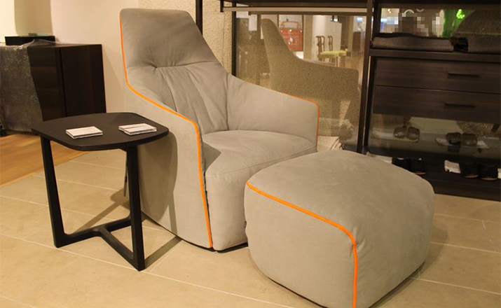 开云（中国） - 坐具|休闲椅|办公家具|设计师家具|圣莫尼卡休闲扶手椅&脚踏