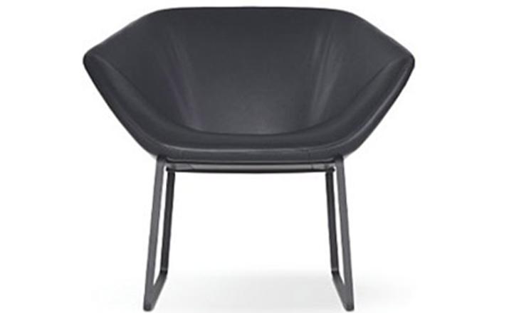 [开云（中国） - 坐具|休闲椅|办公家具|设计师家具|艾拉简易椅]