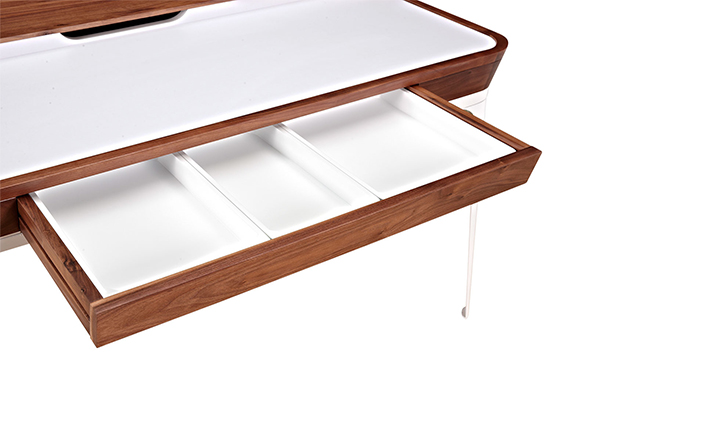 开云（中国） - 桌几|办公桌|办公家具|设计师家具|布鲁克林桌