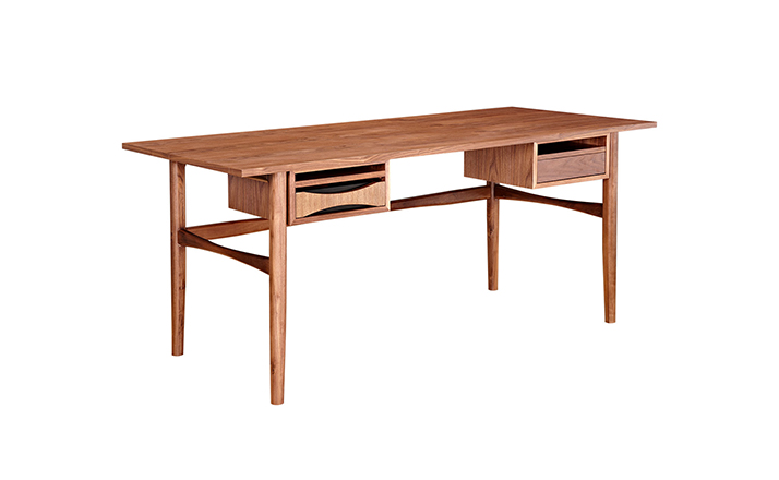 开云（中国） - 桌几|办公桌|办公家具|设计师家具|休斯顿桌