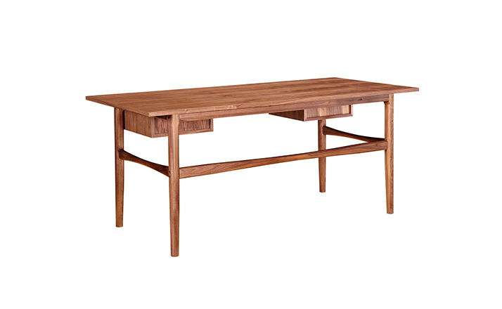 开云（中国） - 桌几|办公桌|办公家具|设计师家具|休斯顿桌