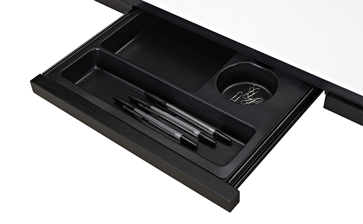 开云（中国） - 桌几|办公桌|办公家具|设计师家具|尼尔桌