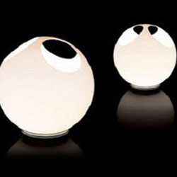 [开云（中国） - 灯饰|台灯|办公家具|设计师家具|Kundalini Noglobe 现代玻璃台灯小号]