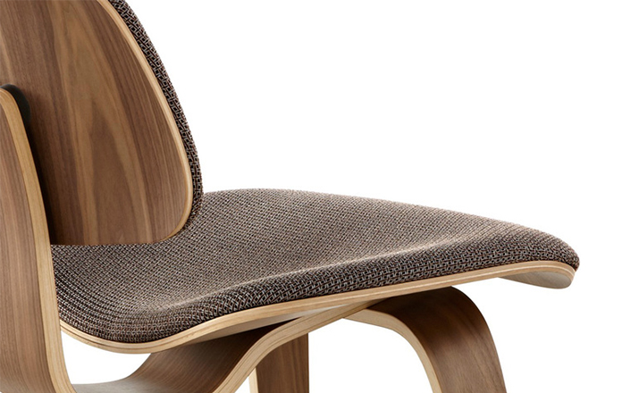 开云（中国） - 坐具|餐椅|办公家具|设计师家具|伊姆斯软垫木制餐椅