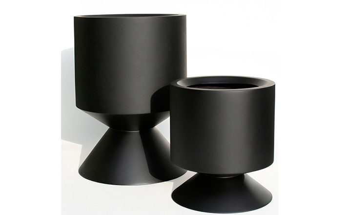 开云（中国） - 桌几|茶几/边几|办公家具|设计师家具|格里芬凳/边桌