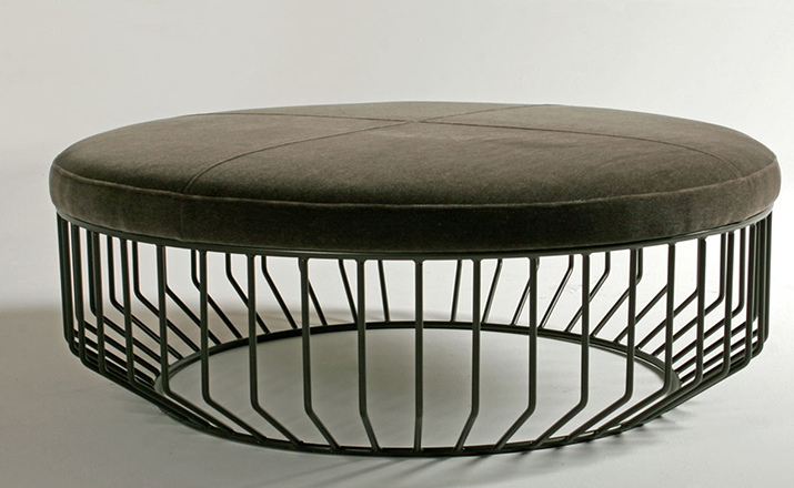 开云（中国） - 桌几|茶几/边几|办公家具|设计师家具|钢丝软垫凳