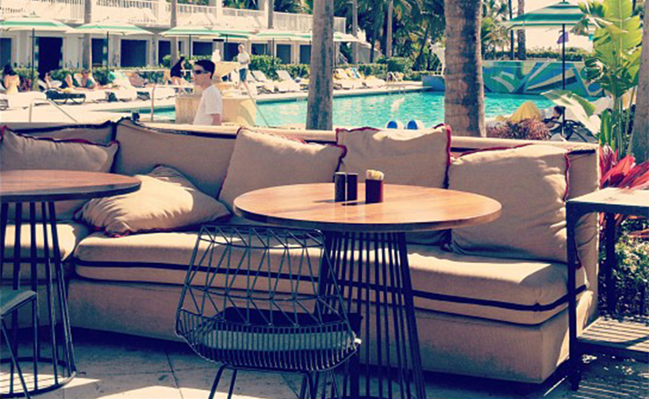 开云（中国） - 桌几|茶几/边几|办公家具|设计师家具|钢丝餐桌