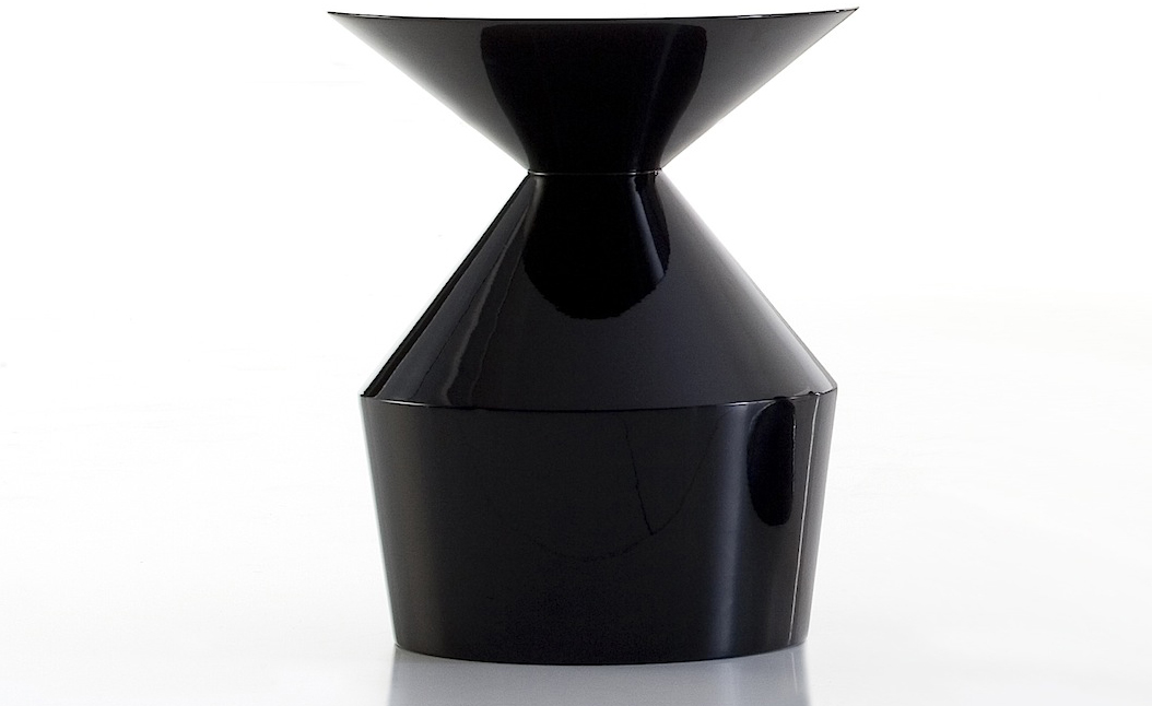 [开云（中国） - 桌几|茶几/边几|办公家具|设计师家具|形状茶几]