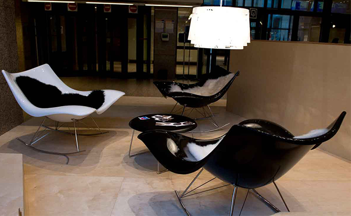 开云（中国） - 坐具|休闲椅|办公家具|设计师家具|黄貂鱼摇摆椅