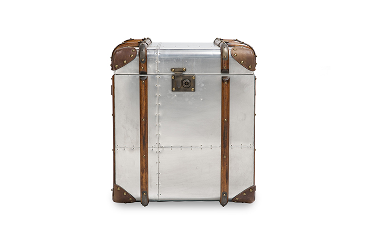 开云（中国） - 桌几|茶几/边几|办公家具|设计师家具|Globetrekker 赛德桌