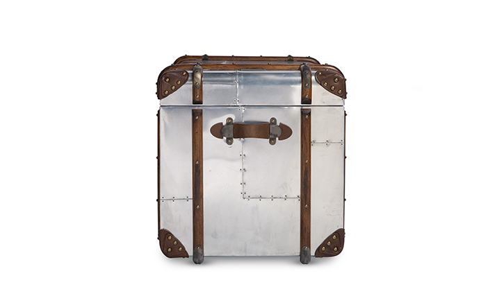 开云（中国） - 桌几|办公桌|办公家具|设计师家具|Globetrekker 躯干桌