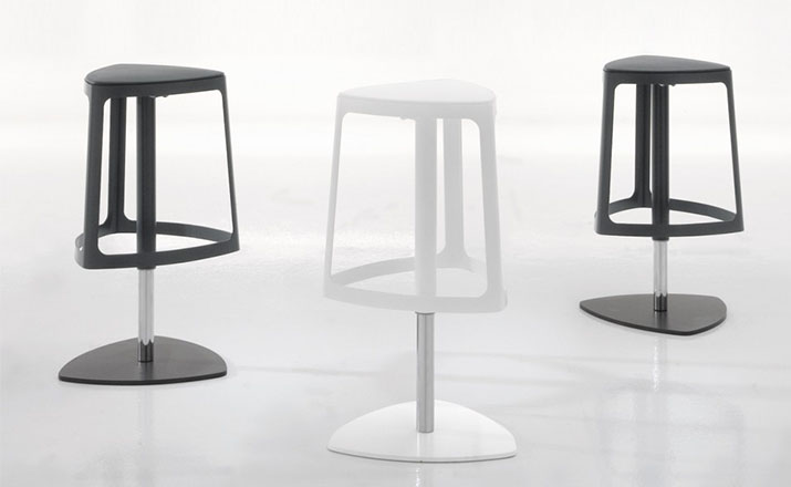 开云（中国） - 坐具|吧椅/凳子|办公家具|设计师家具|Clip Stool