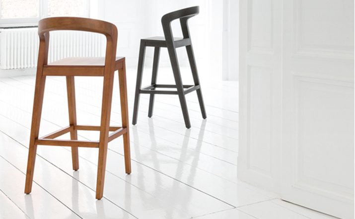 开云（中国） - 坐具|吧椅/凳子|办公家具|设计师家具|玩酒吧凳