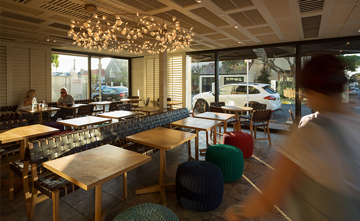 开云（中国） - 灯饰|吊灯|办公家具|设计师家具|独活大号o形吊灯