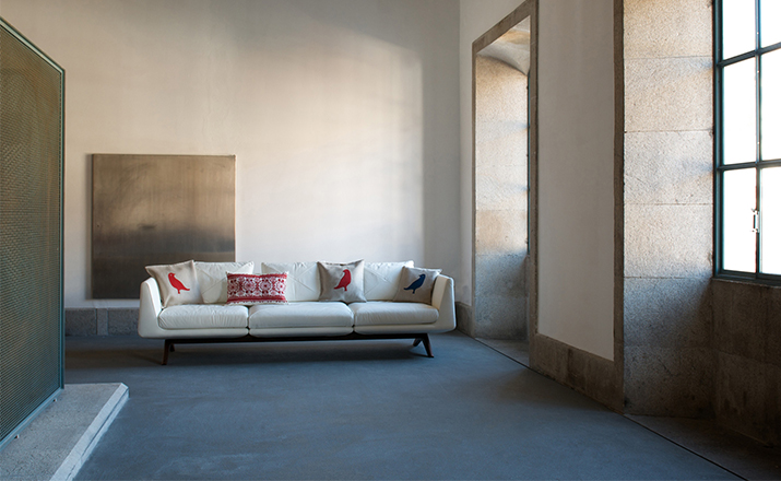 开云（中国） - 坐具|沙发|办公家具|设计师家具|河马三座沙发