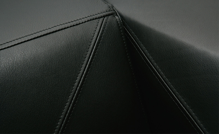 开云（中国） - 坐具|沙发|办公家具|设计师家具|鬼三座沙发